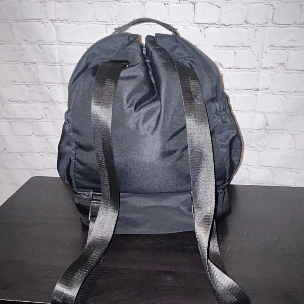Beyond Yoga Convertible Gym Bag Backpack‎